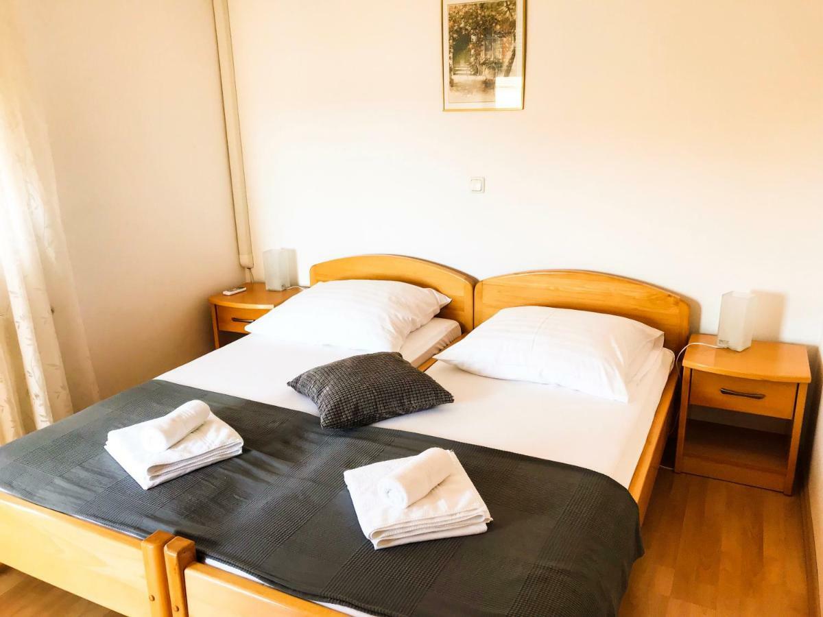 Anica Apartment *
