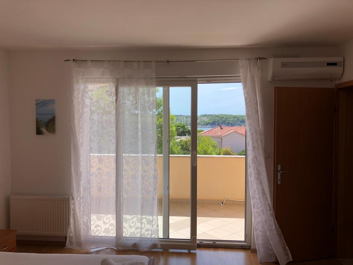 Anica Apartment Barbat na Rabu