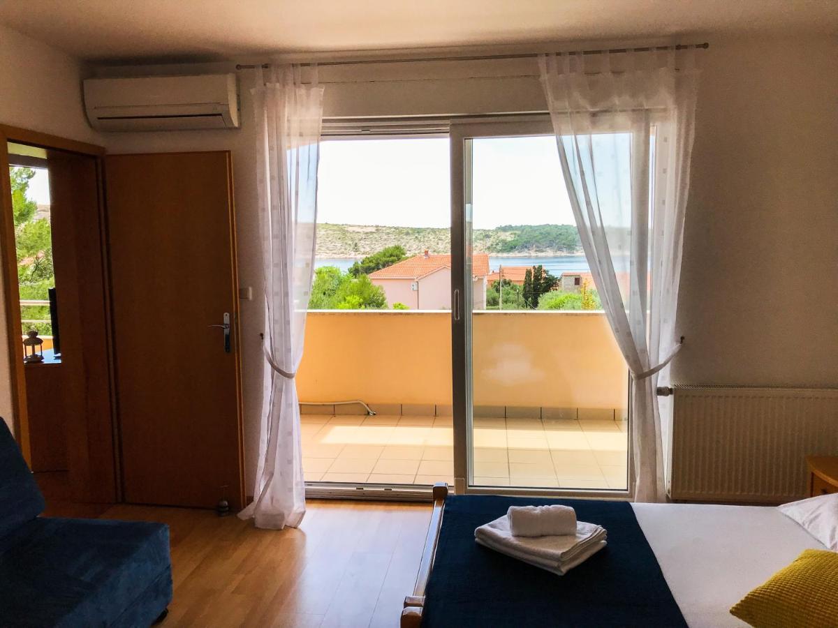 Anica Apartment Barbat na Rabu